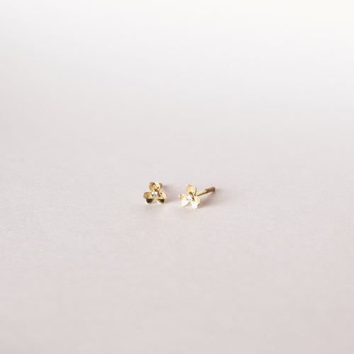 Flower Baby Earrings in 18k Gold with Sparkling Zirconia