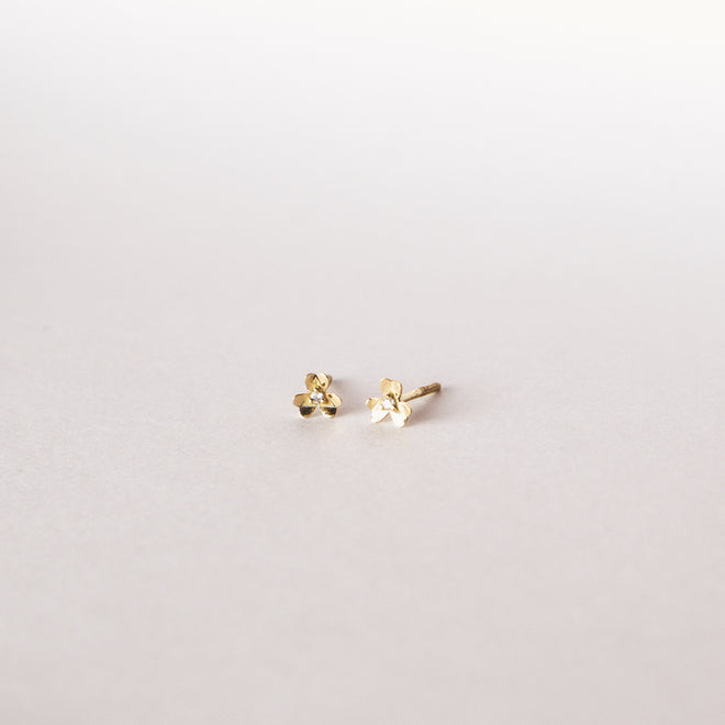 Flower Baby Earrings in 18k Gold with Sparkling Zirconia