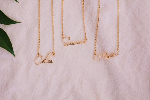 Customized name necklace